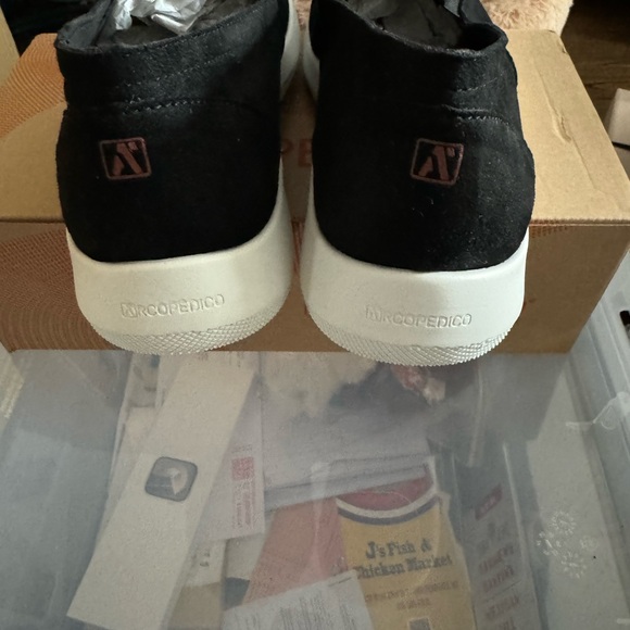 Comfortable Arcopedico slip-on Banff sneaker shoes. Soft material. - Picture 3 of 6